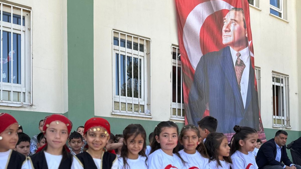 23 NİSAN ULUSAL EGEMENLİK VE ÇOCUK BAYRAMI